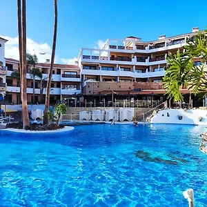 https://precioso-estudio-con-terraza-privada-y-piscina.tenerifehoteles.net